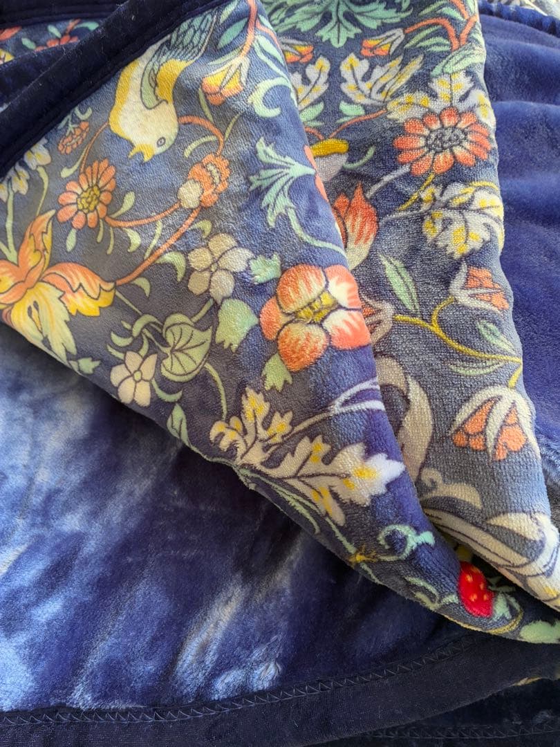 新品　ウィリアムモリス　いちご泥棒　合わせ毛布　2枚　ブルー　ロマンス小杉