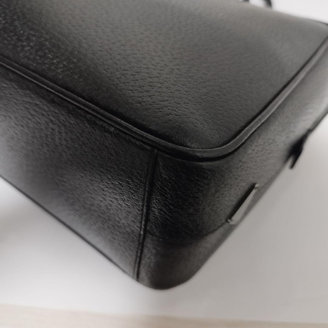 美品☆　プラダ　サイドロゴプレート　ビジネスバッグ　ブリーフケース　オールレザー