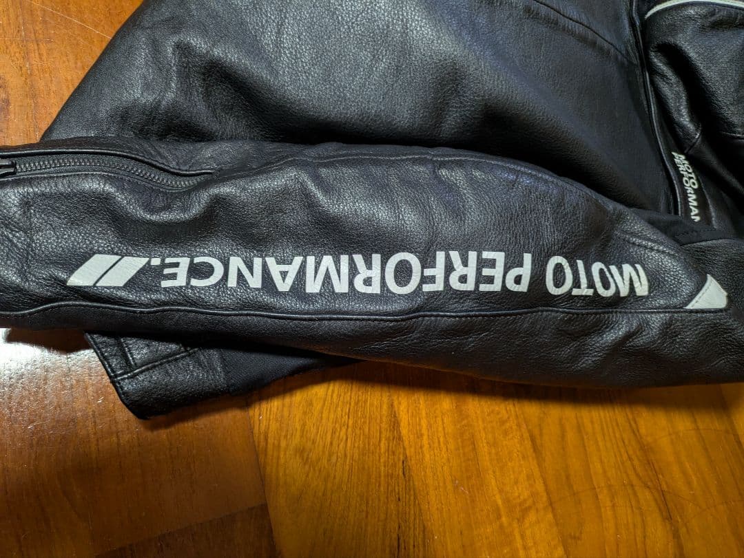 クシタニ　REGULATOR JACKET