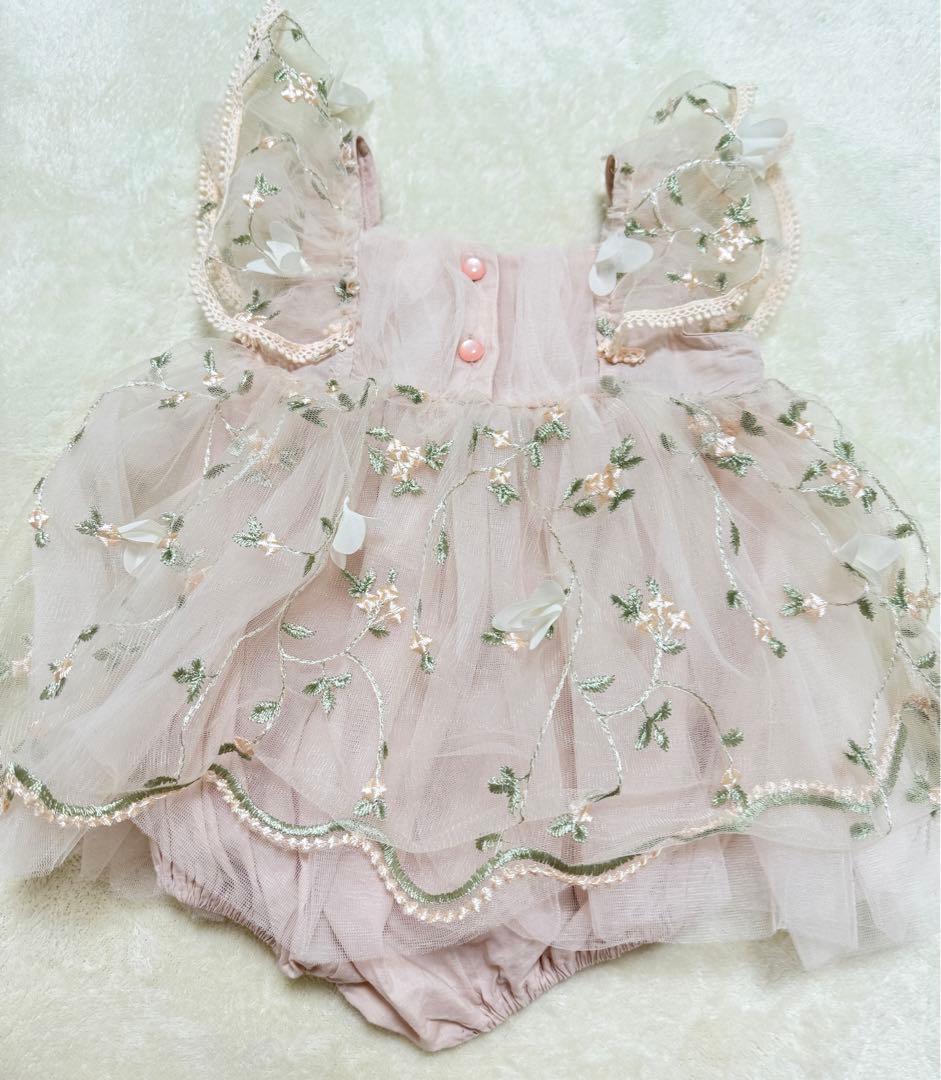 orenピンク 花柄刺繍ロンパースS