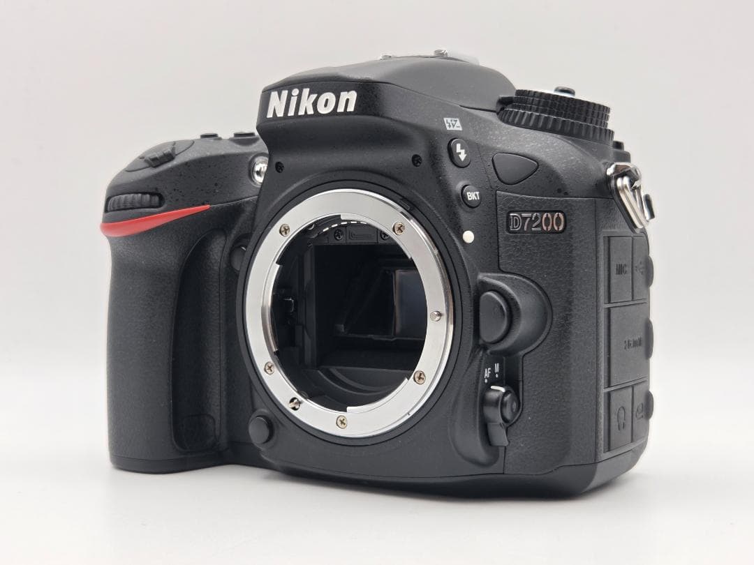 ■897ショット■ NIKON 一眼レフカメラ D7200 ボディ