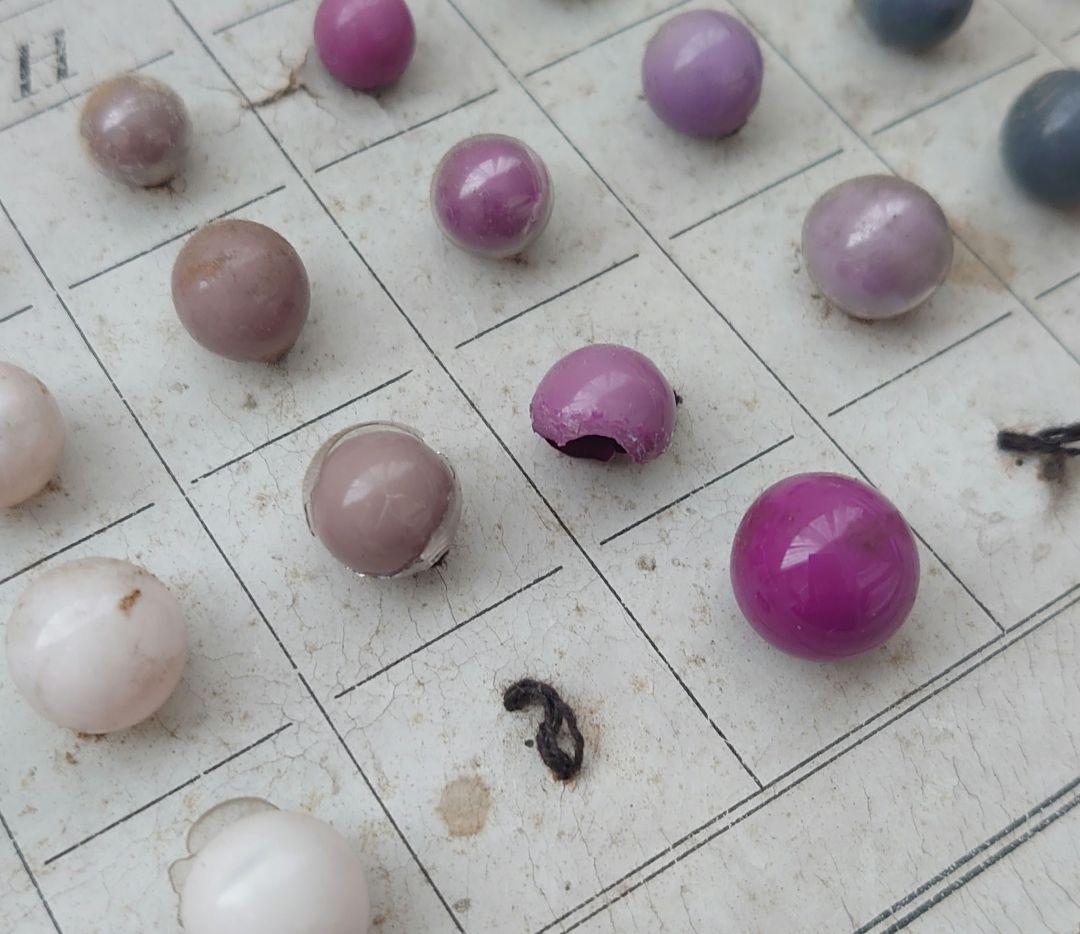 アンティーク　台紙付きボタンシート