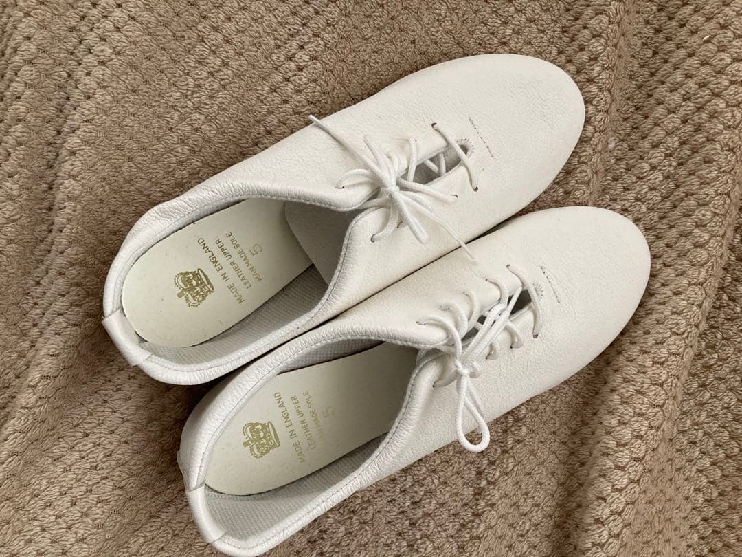 新品　CROWN トラベルシューズ　レースアップシューズ　レザー　白　サイズ5