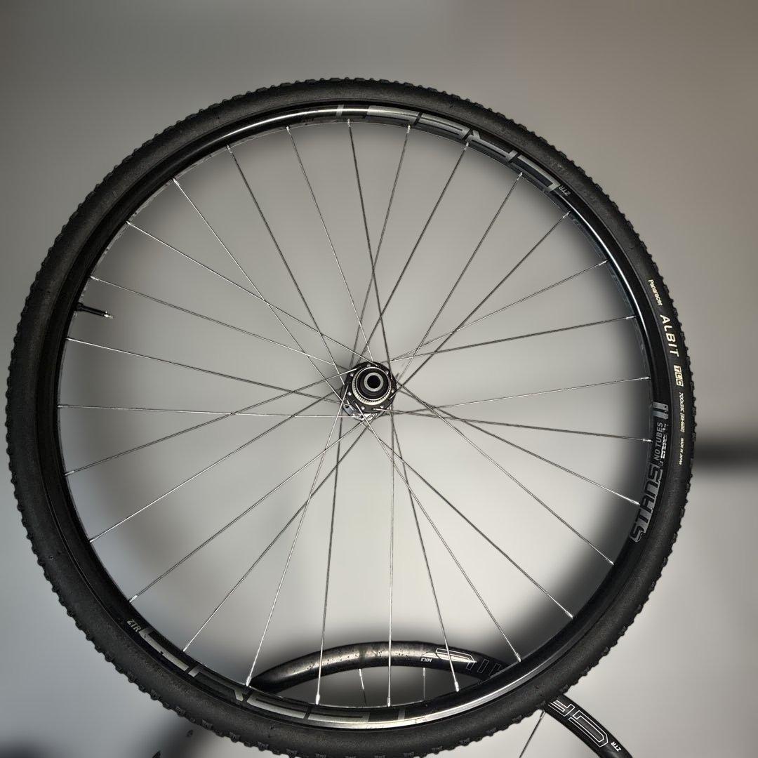 シクロクロスで使用シマノホイール前後2セット多数おまけ付き