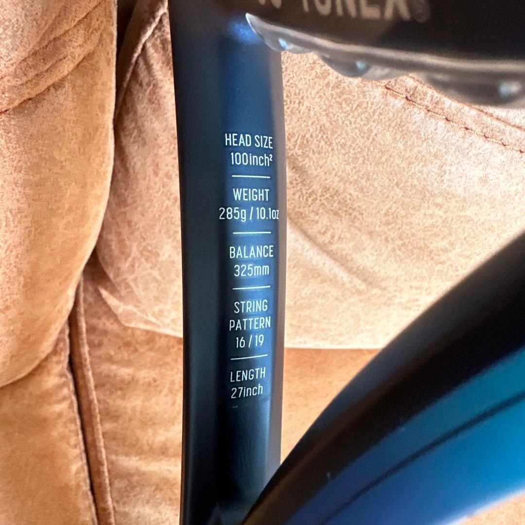 美品　YONEX EZONE 100L 2022 テニスラケット