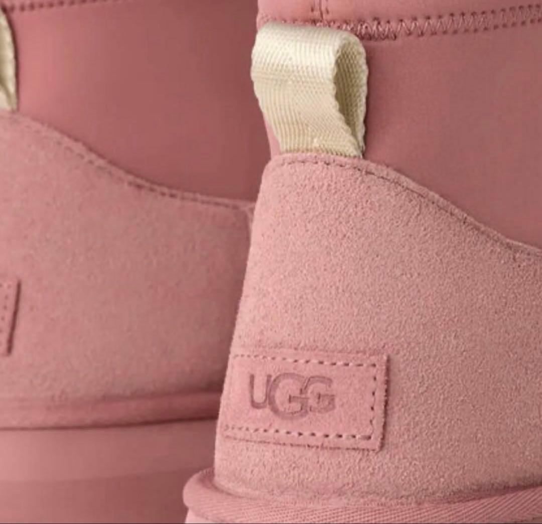 日本未発売UGG Mini Dipper ピンク ショートブーツのみ