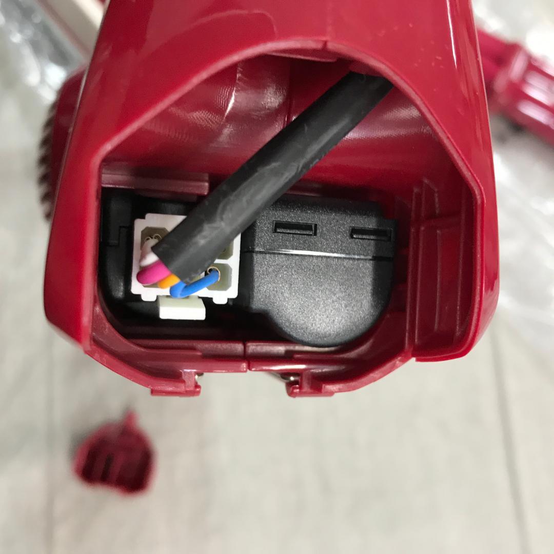 マキタ(Makita) 充電式クリーナ（レッド） CL116DWR