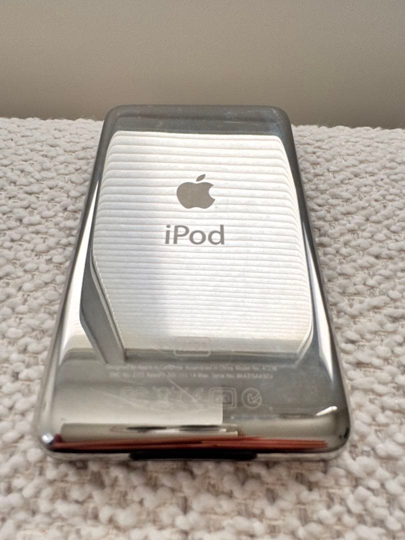 【極美品】iPod classic 第6世代 160GBブラック 新品バッテリー