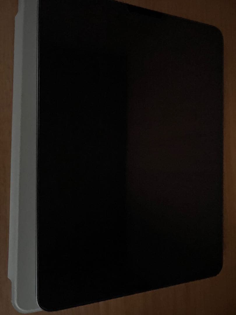 クーApple iPad Pro スペースグレー 本体　第二世代128gb