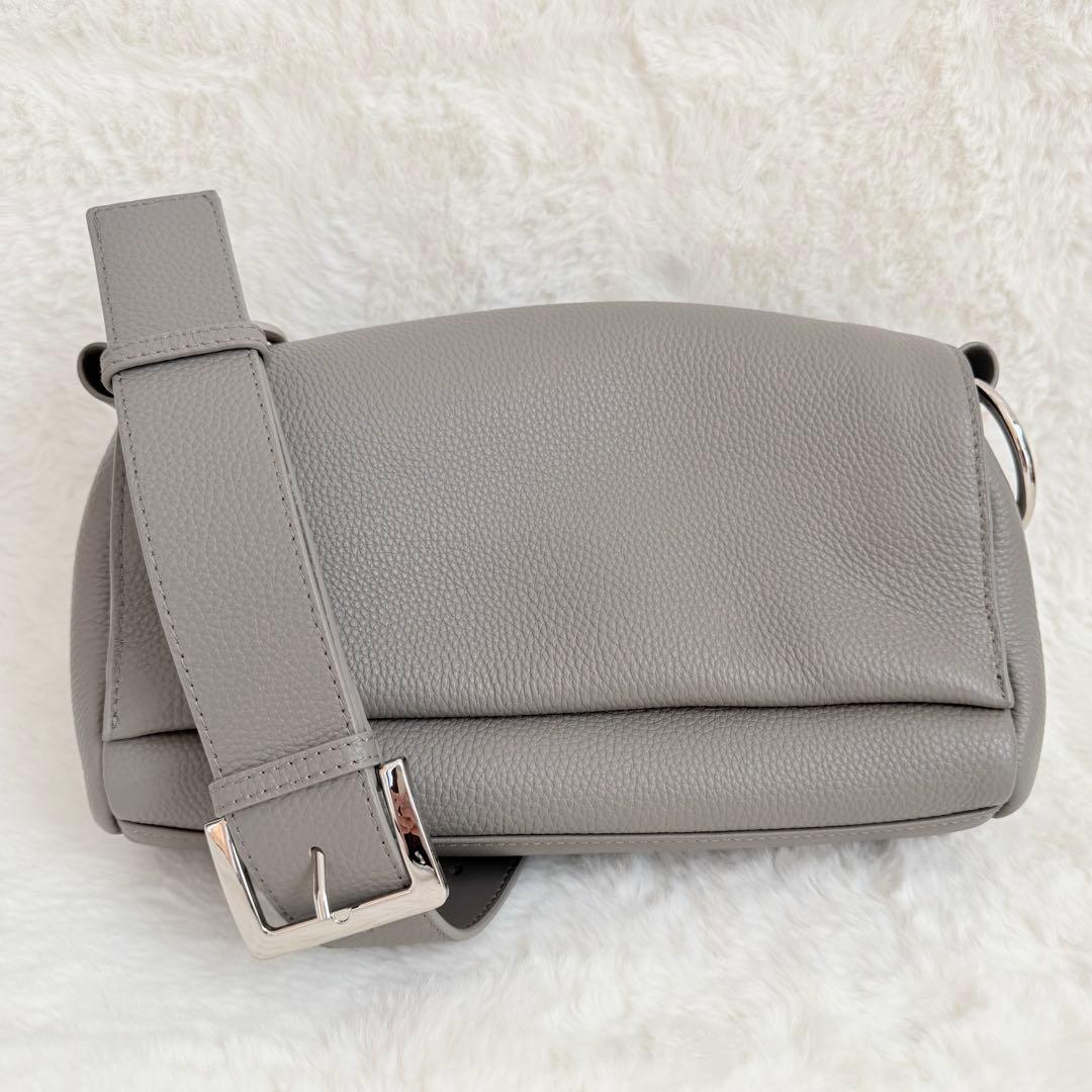 美品✨ビアズリー　レザーボディバッグ　トープ　ショルダーバッグ　2WAY 完売品