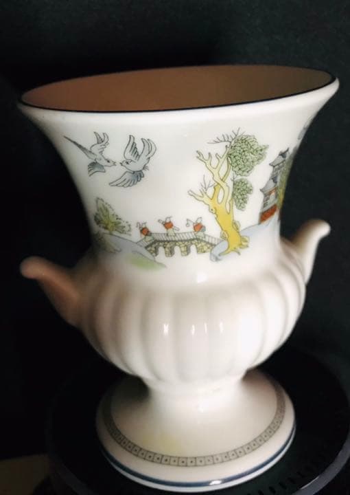 御商談中　シノワズリ 柄　ロンドン購入ウェッジウッド可愛いミニベース　花瓶