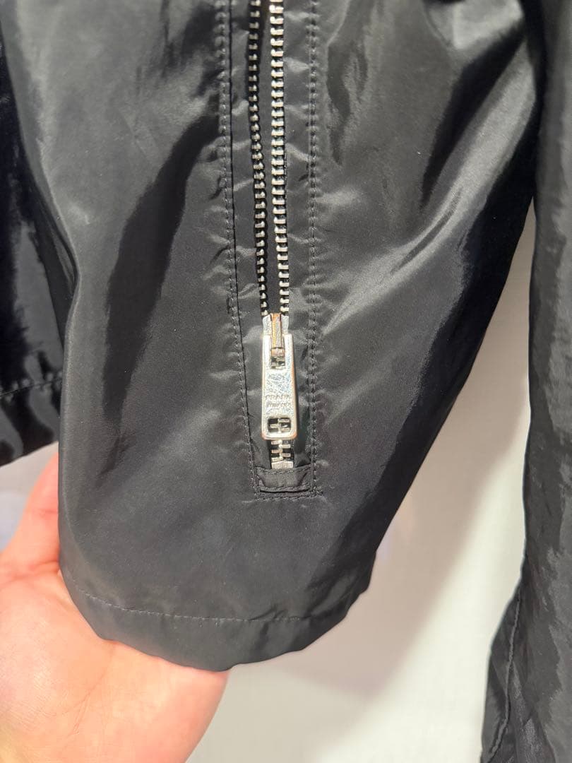 PRADA プラダ ブラックナイロンジャケット フード