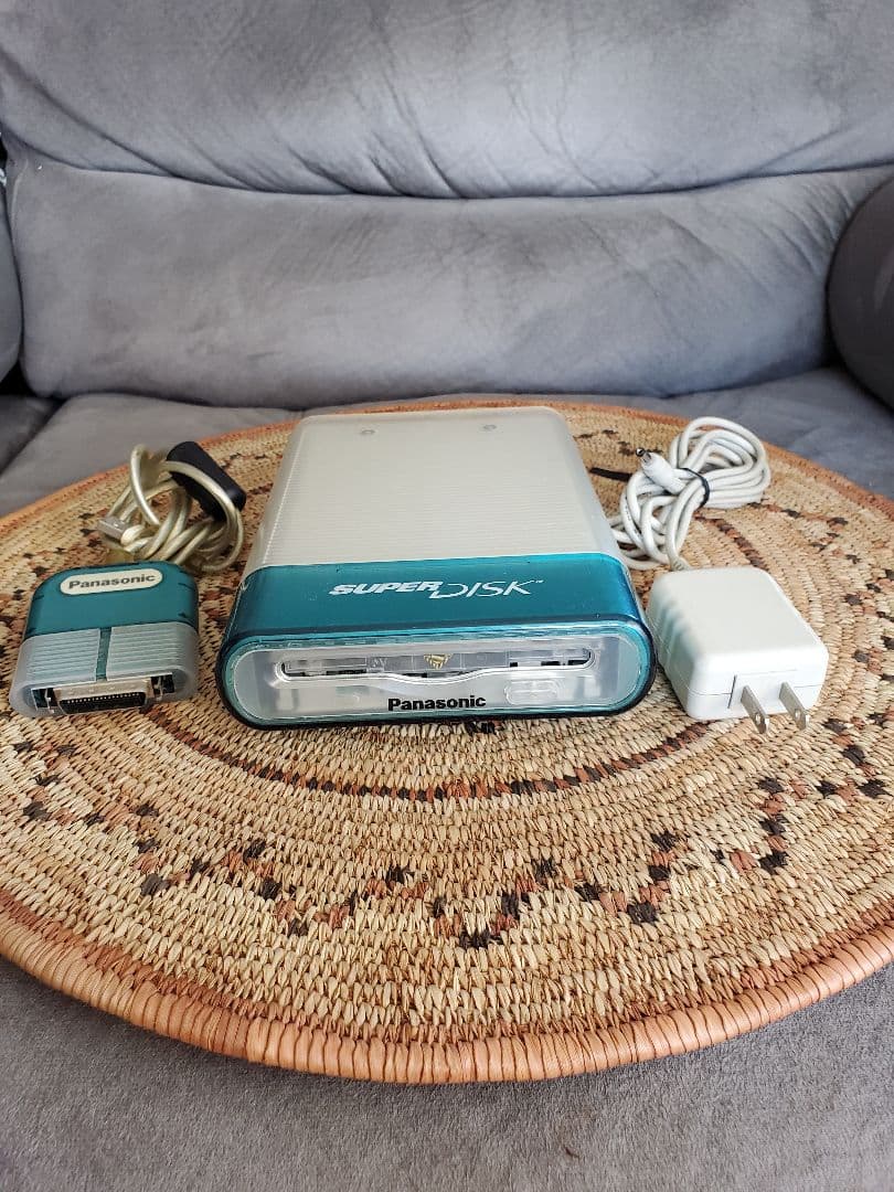 オマケ付き Apple iMac ボンダイブルー初期型