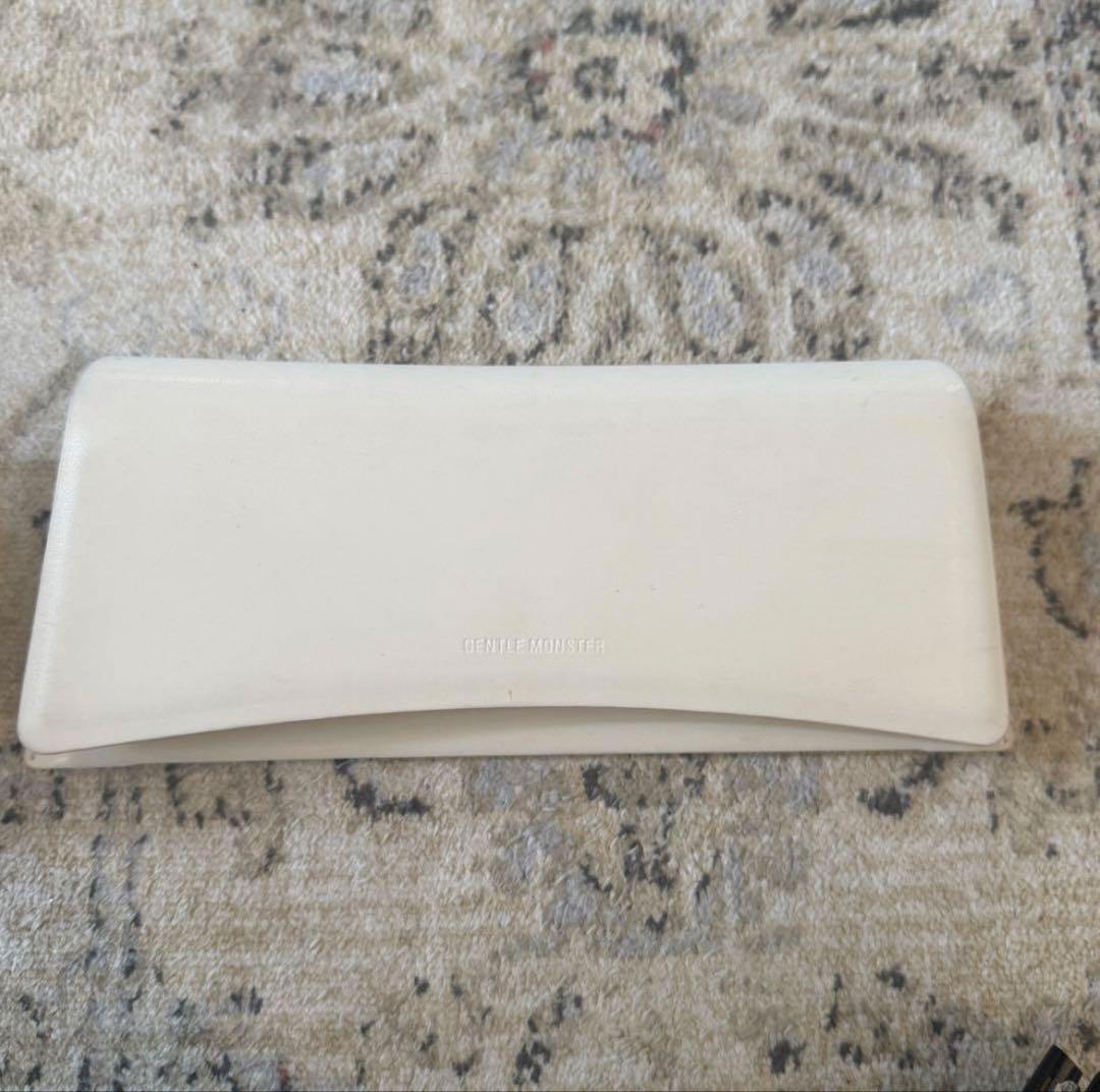 GENTLE MONSTER Rococo 01 ブラック 【きい】