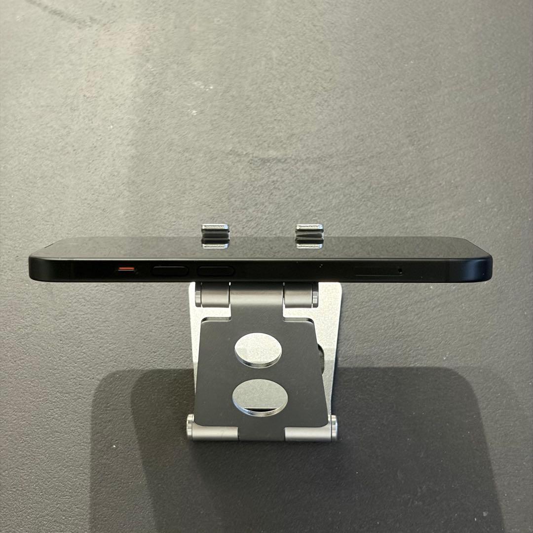 ★美品★ Apple iPhone 15 ブラック 256GB 本体 箱付き