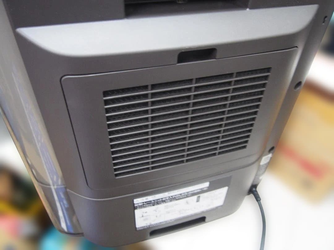 中古　シャープ　加湿セラミックファンヒーター　HX-RK12-T　23年製