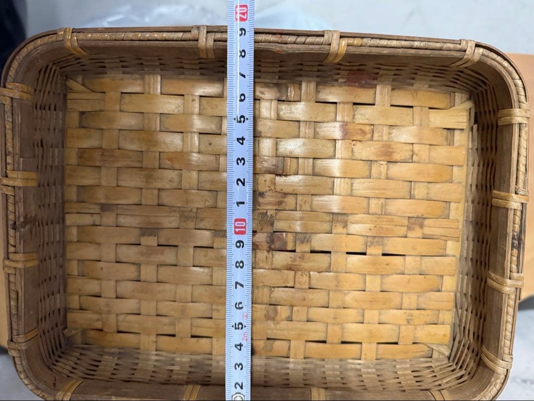 京都　美しい手編みのカゴ　四段重ね　ヴィンテージ　竹製スタッキングバスケット