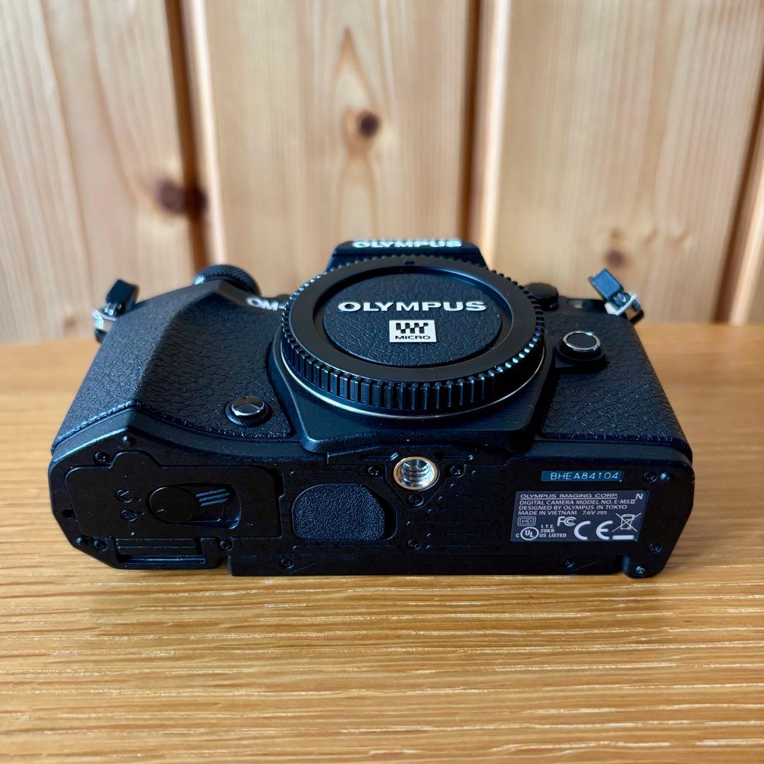 OLYMPUS OM-D ミラーレス一眼 ED 12-40mm 美品