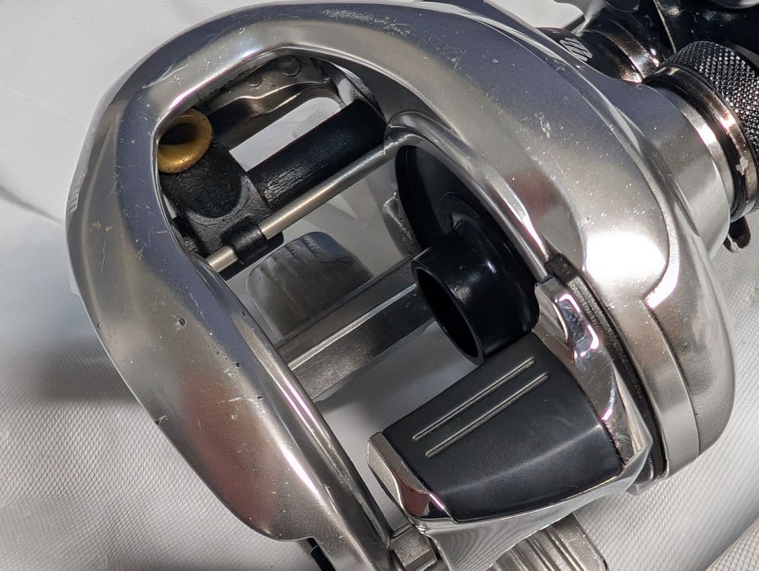 シマノ　16 メタニウム MGL 右　管473FJ 日本製