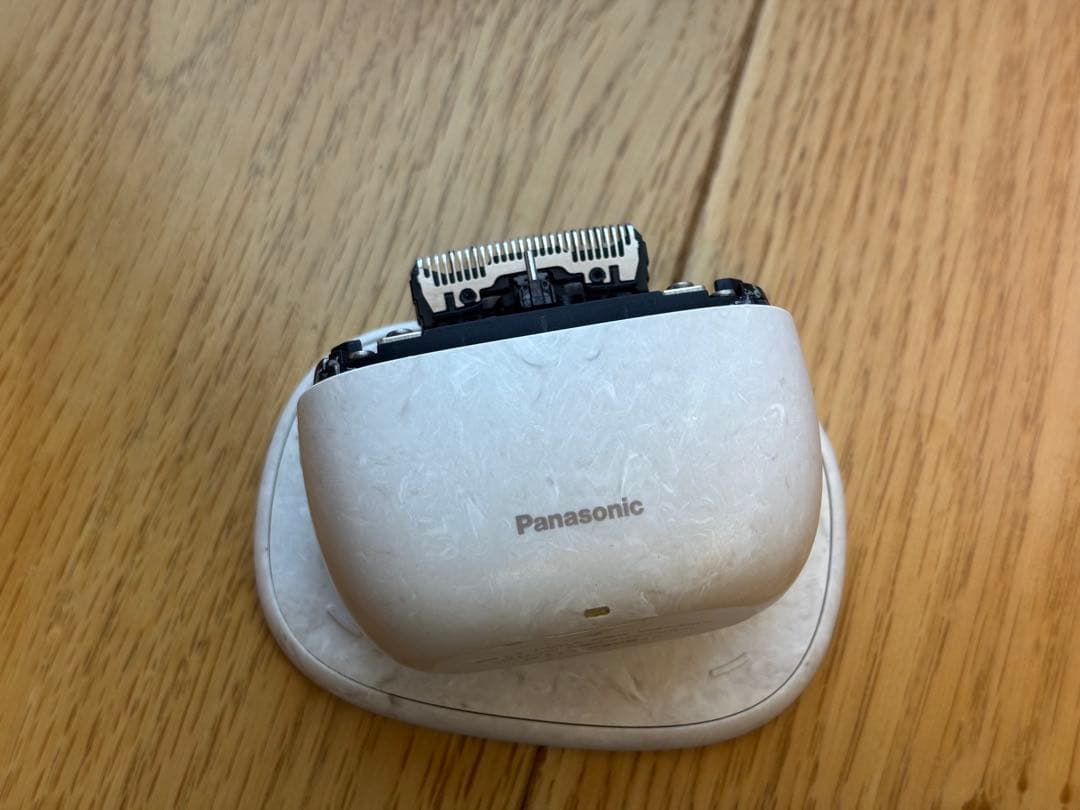 ラムダッシュ　パームイン　ホワイト　パナソニック