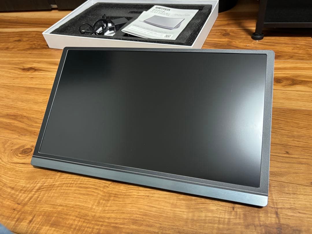 箱付き美品WINTEN 15.6インチ WT-156H2-BS