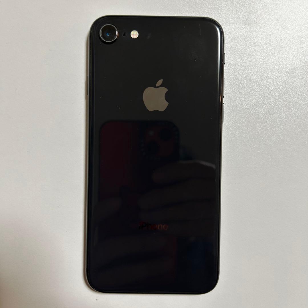 Apple iPhone 8ブラック スペースグレイ本体