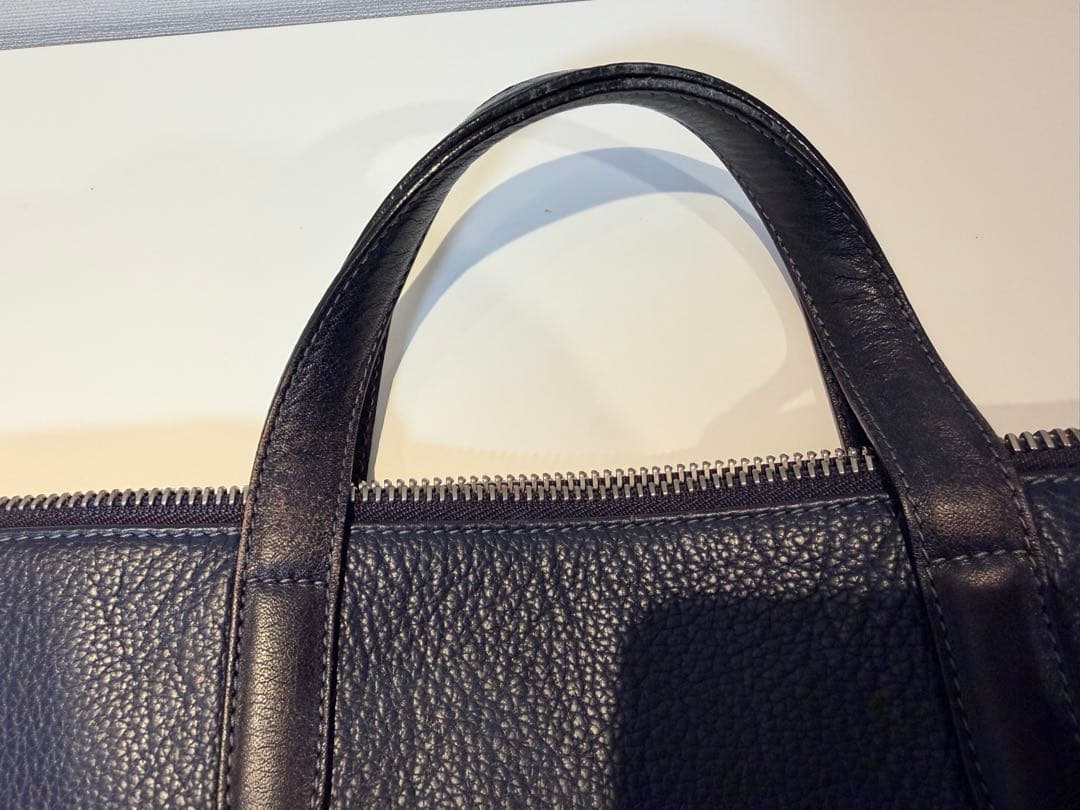 ロエベ ビジネスバッグ トレド アナグラム ロゴ A4可 レザー ネイビー