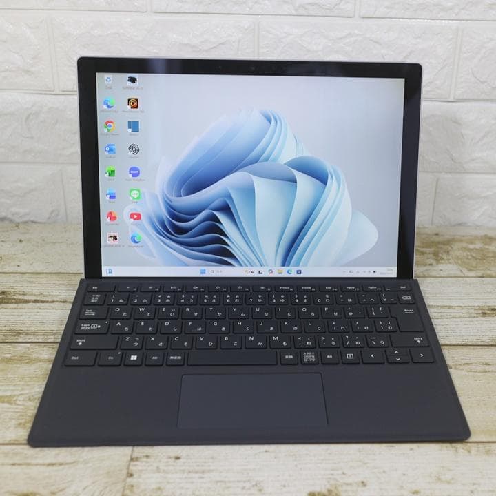白黒surface pro7プラス バッテリー良好 タッチパネル