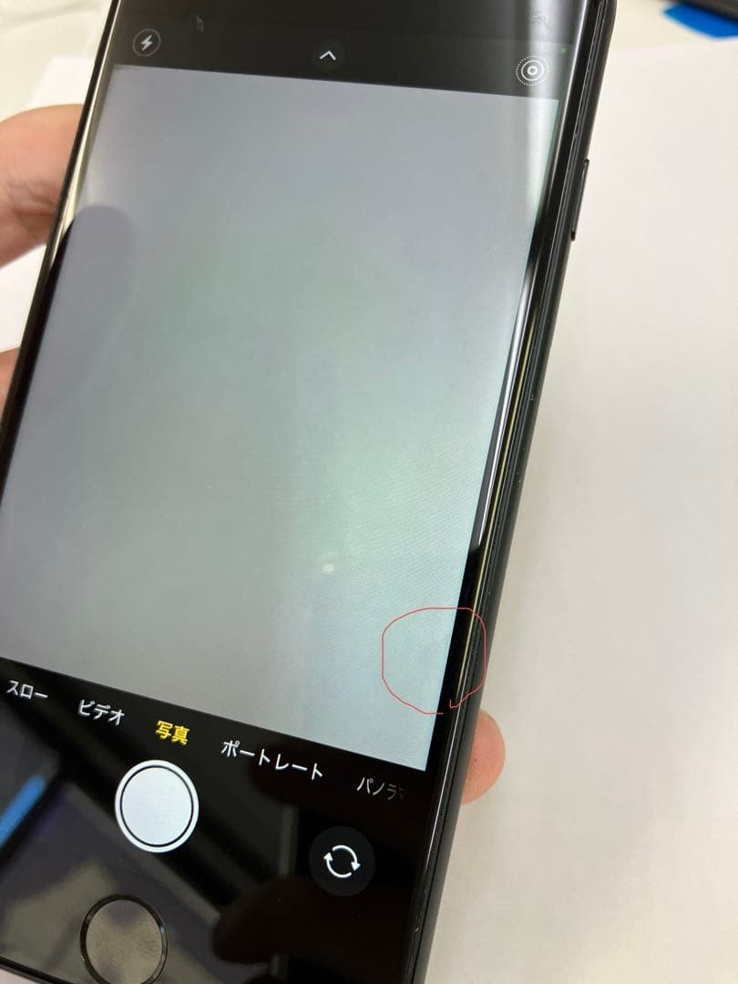 iPhone SE 第2世代 128GB リアカメラ難あり