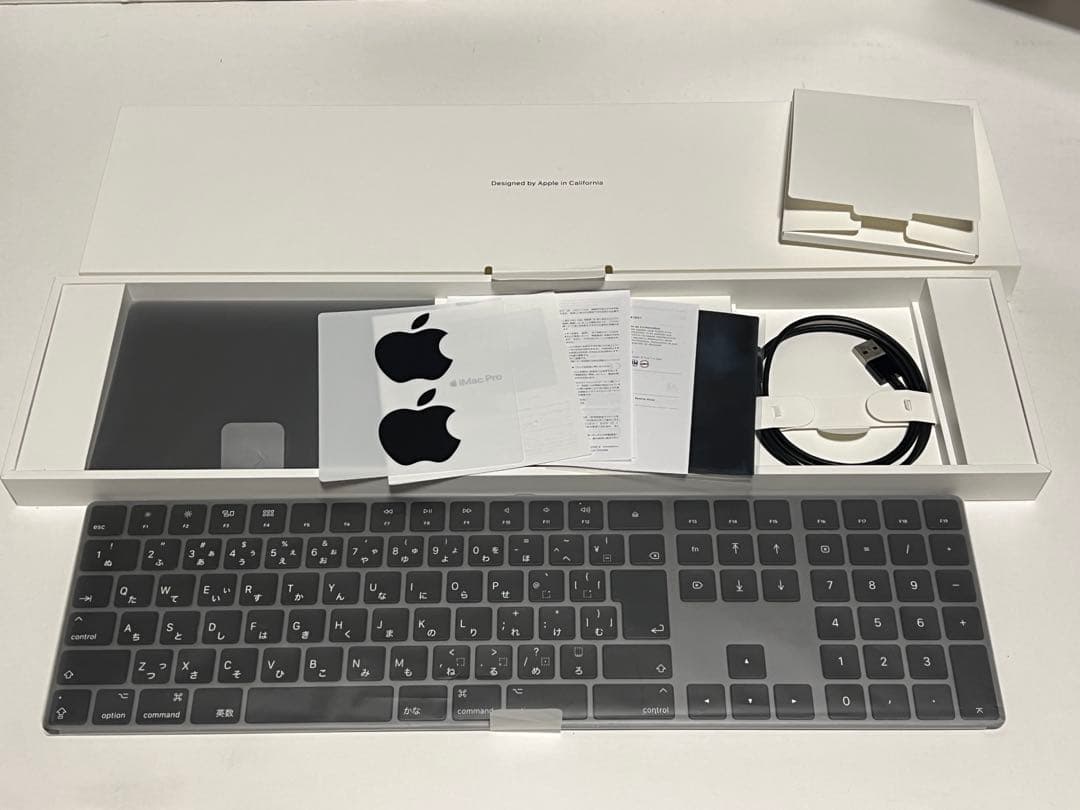 Macデスクトップ iMac Pro Retina5K27inch RadeonProVega64