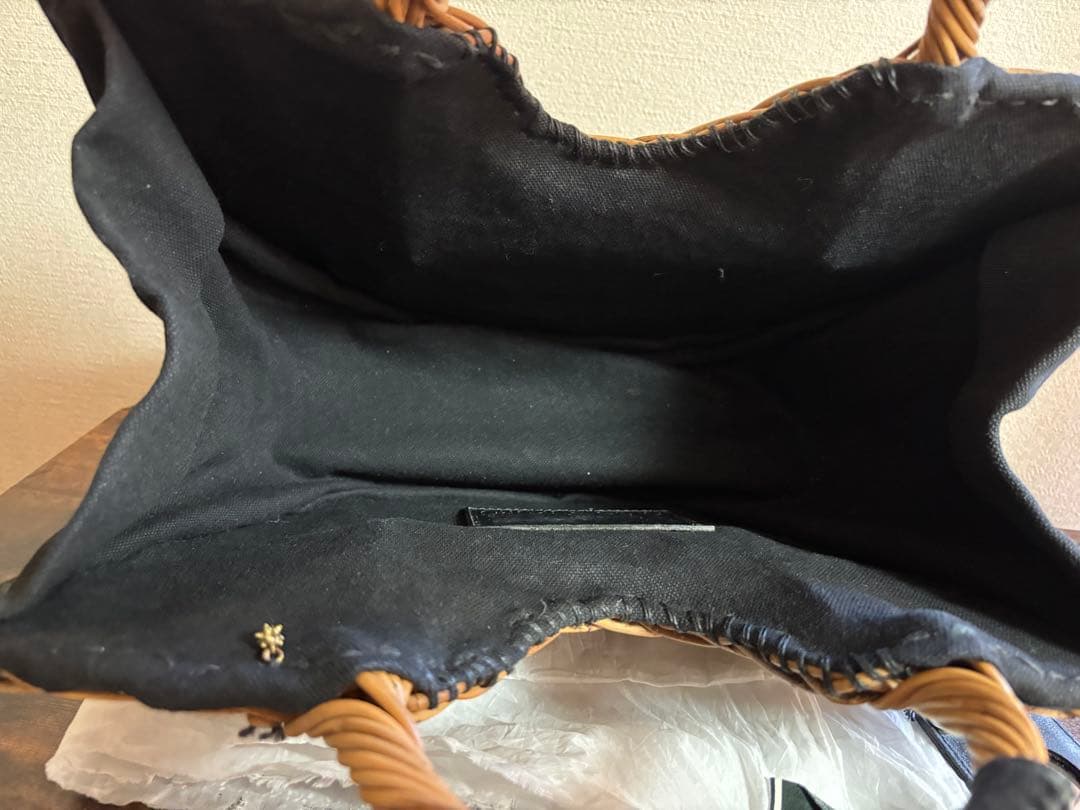 ebagos エバゴス　扇型　カゴバッグ　黒キャンバス生地