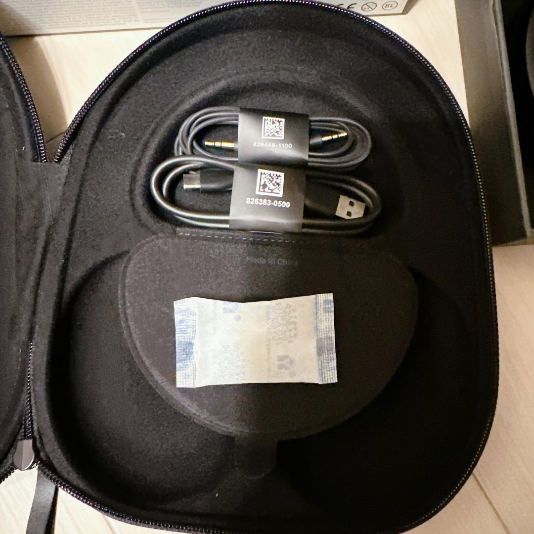 箱ケース台座付き 未使用 Bose ノイズキャンセリング ヘッドフォン 700.