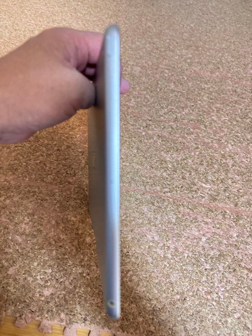 iPad 第9世代　MK2L3J/A 2021 wifi