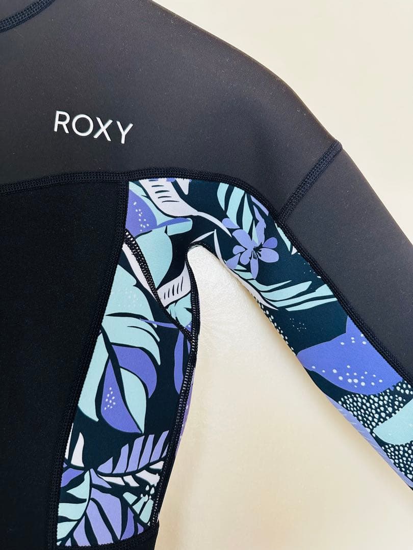 ROXY ウエットフルスーツ❤️新品タグ付き
