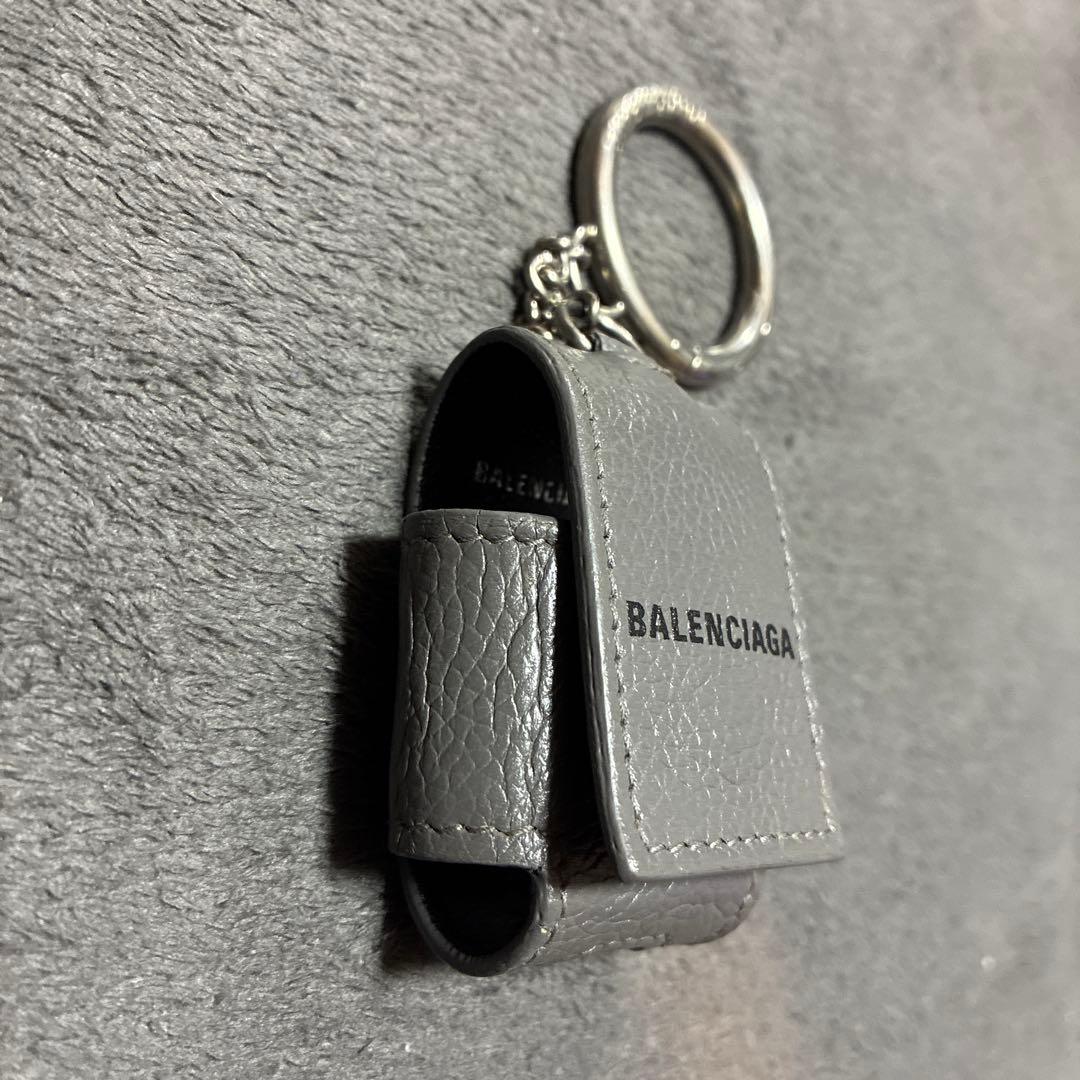 バレンシアガ　AirPodsケース　イヤホンケース　0801