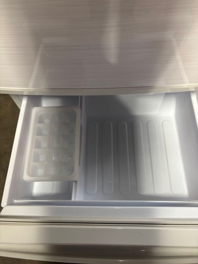 シャープ ノンフロン冷凍冷蔵庫 SJ-D14F-W 2020年製