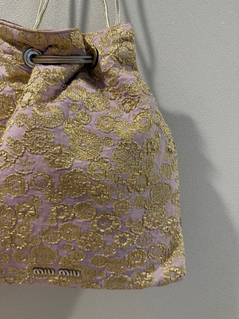 miu miu ポーチ型バッグ