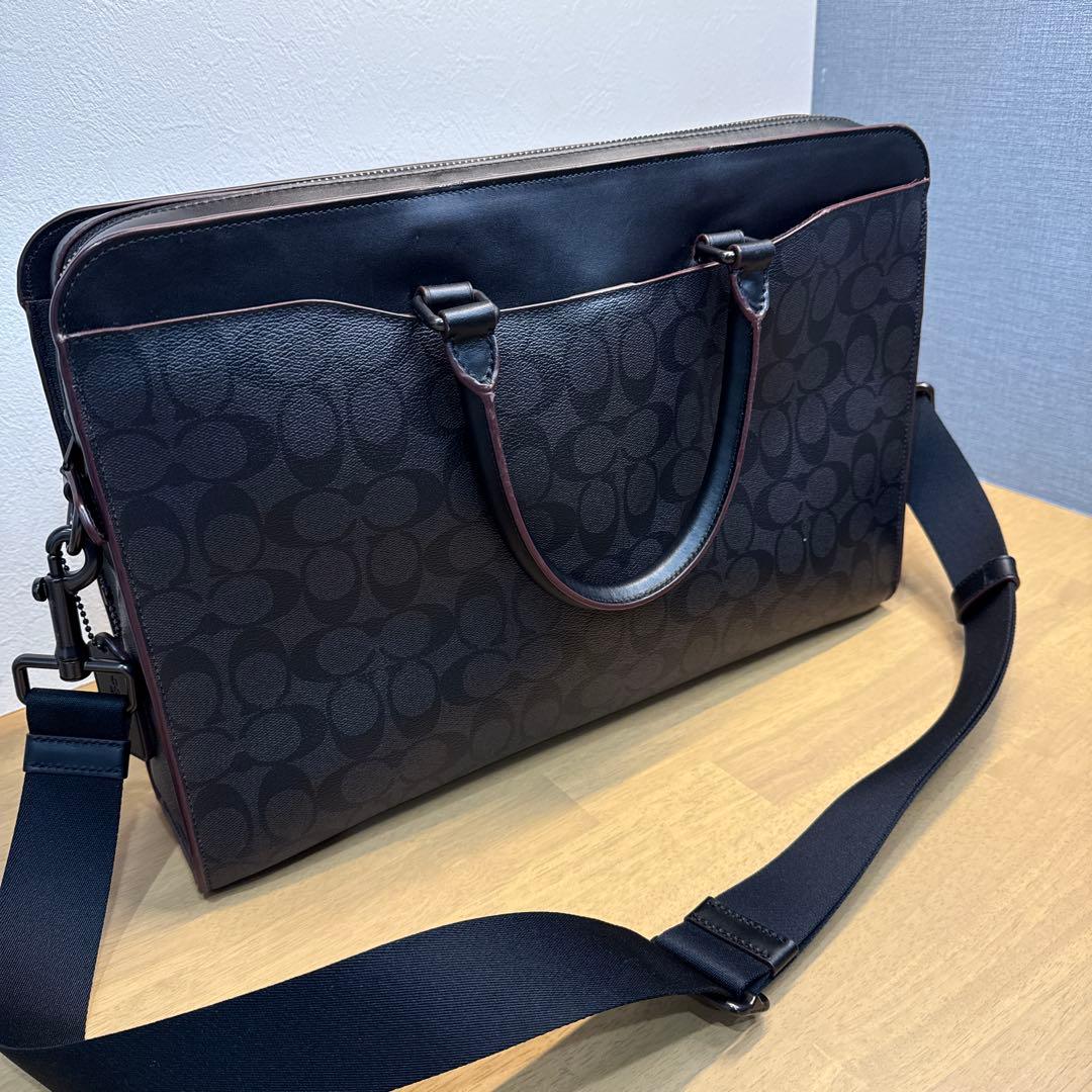 COACH コーチ 2way ショルダーバッグ ビジネスバッグ シグネチャー