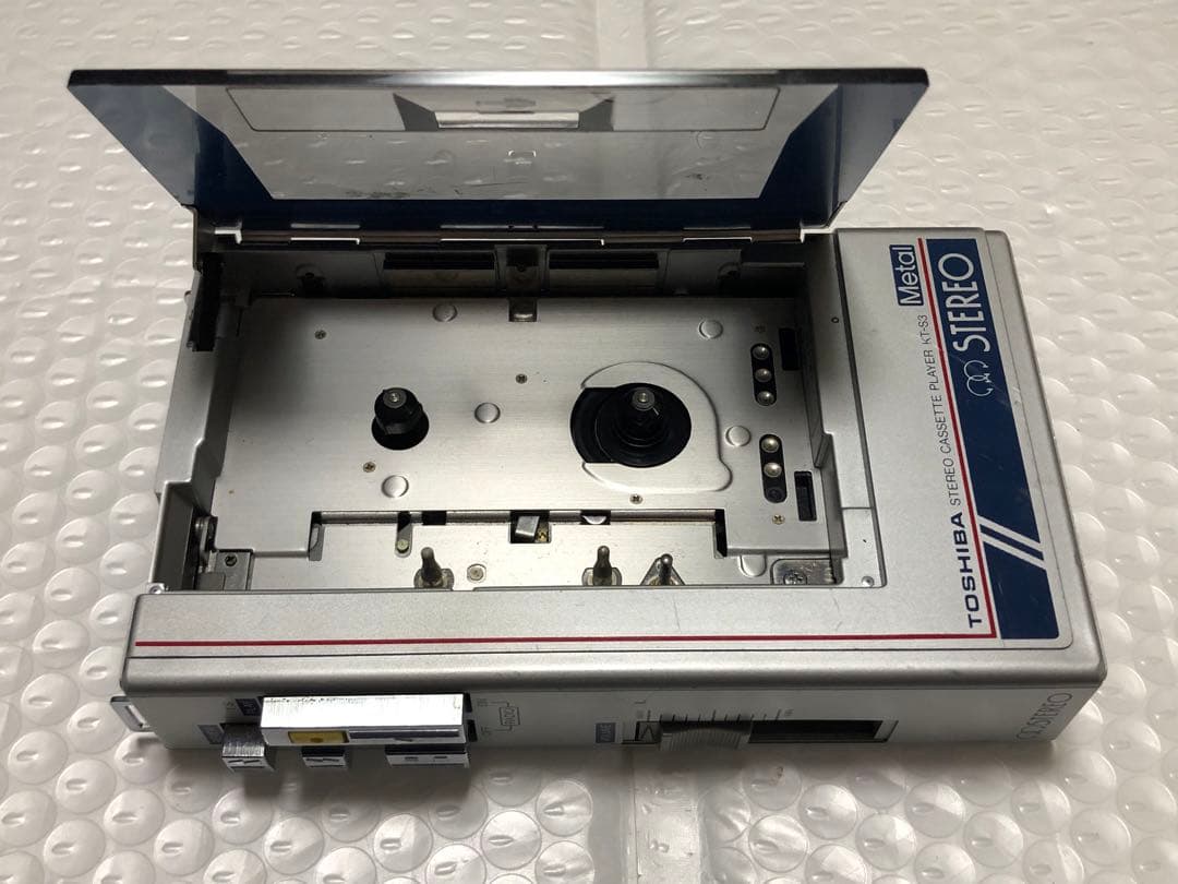 ポータブルプレーヤー TOSHIBA STEREO KT-S3