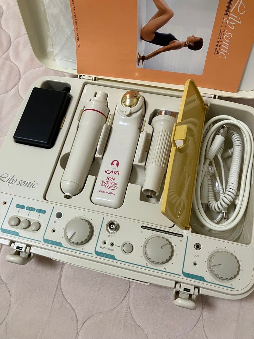 Lily sonic 美顔器 サミットインターナショナル