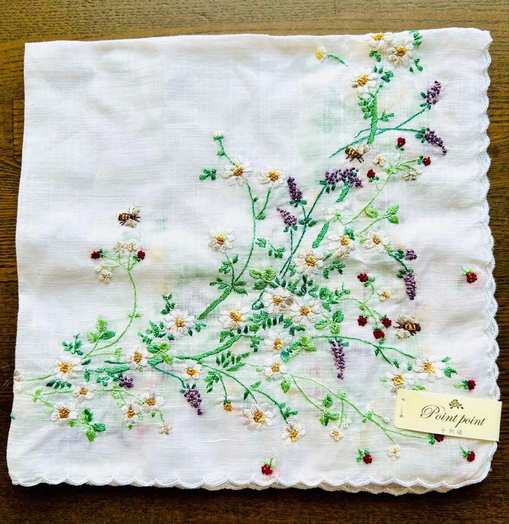 手刺繍ハンカチ　「マイガーデン」ポアンポアン