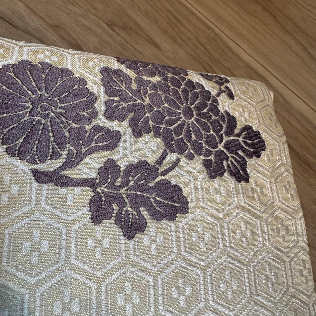 三越　超美品　人間国宝　喜多川平郎　有職唐織　名古屋帯　着物　376 白　紫