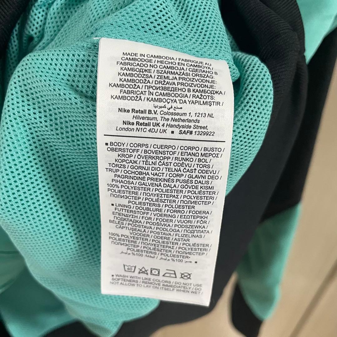 【新品未使用タグ付き✨】リバプール　アンセムジャケット　Lサイズ　グリーン