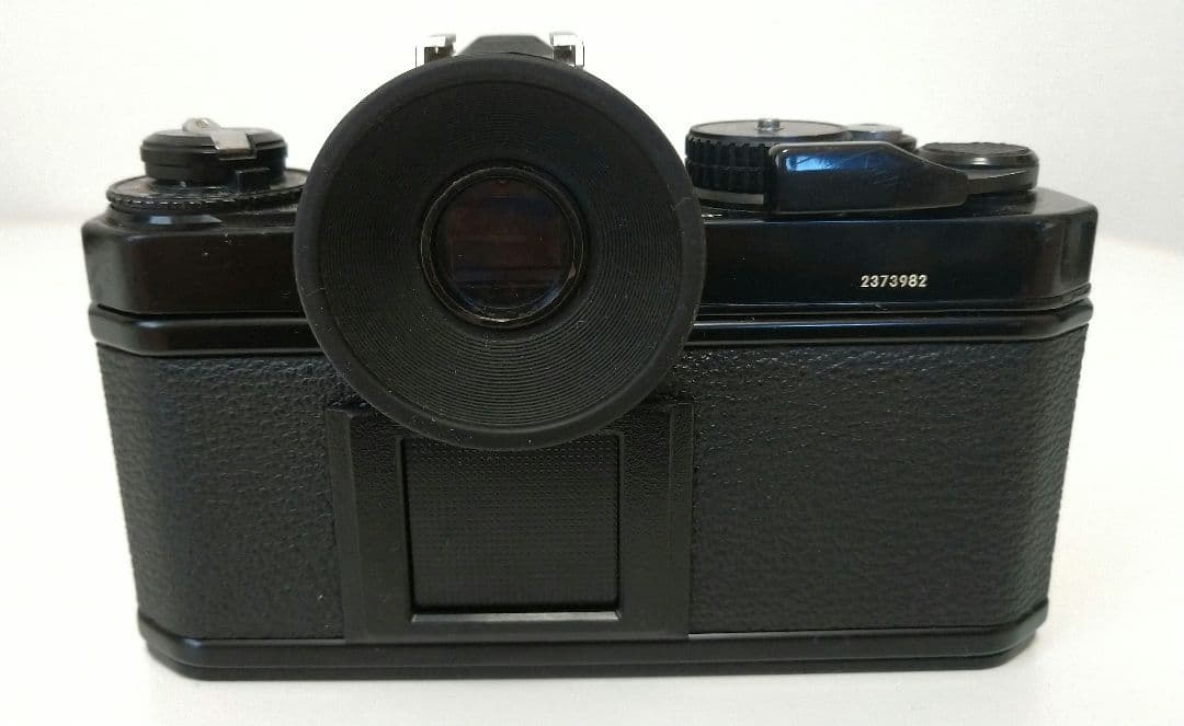 Nikon FE2 ブラック NIKKOR 35〜70mm