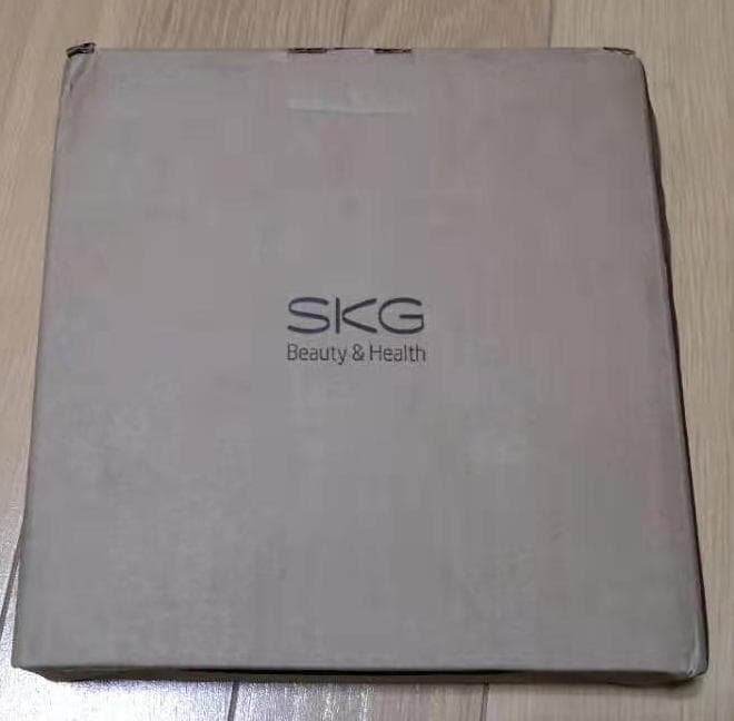 SKG 暖房機能付きネックマッサージ器