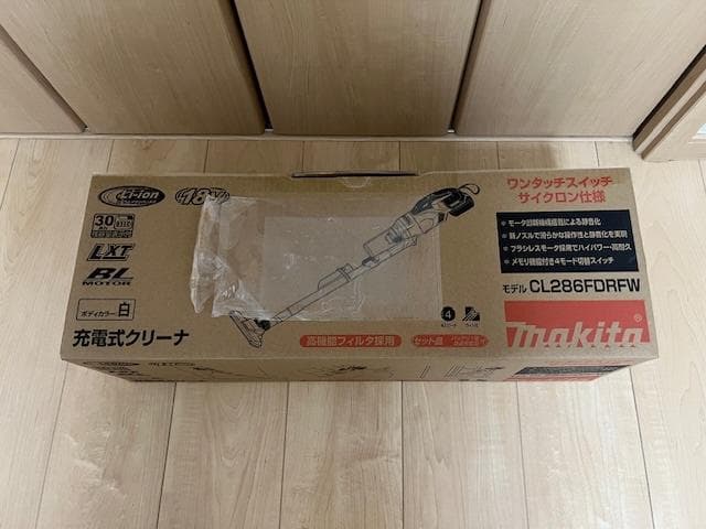 マキタ 充電式クリーナー CL286FDRFW 数回使用のみ 美品 正規店購入