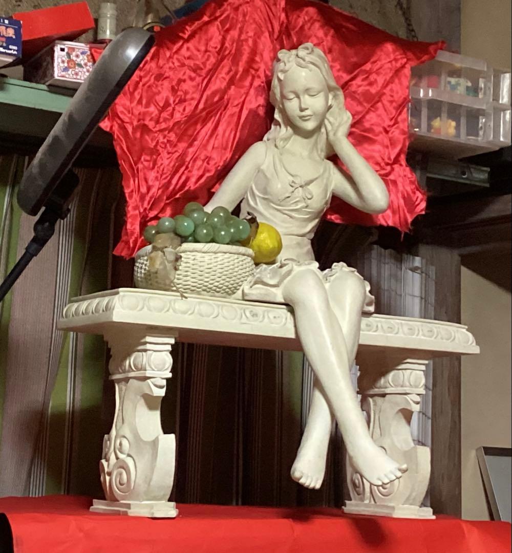 中国製 大理石調 樹脂製 ヴィーナス像 最大幅60㎝高さ70㎝ ホワイト