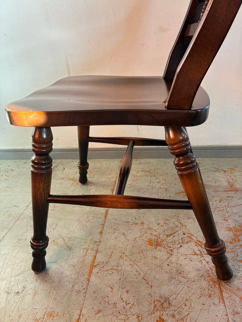 飛騨産業 HIDA キツツキ スピンドル　ダイニングチェア オーク無垢材