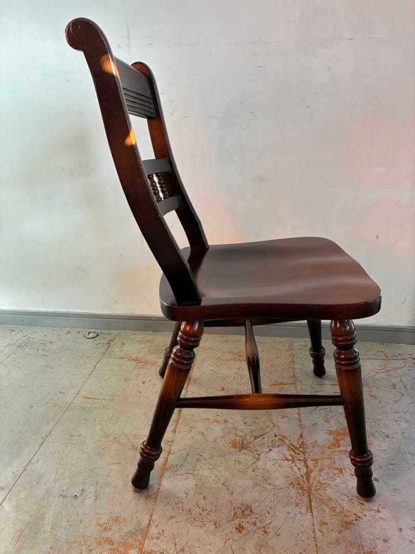 飛騨産業 HIDA キツツキ スピンドル　ダイニングチェア オーク無垢材