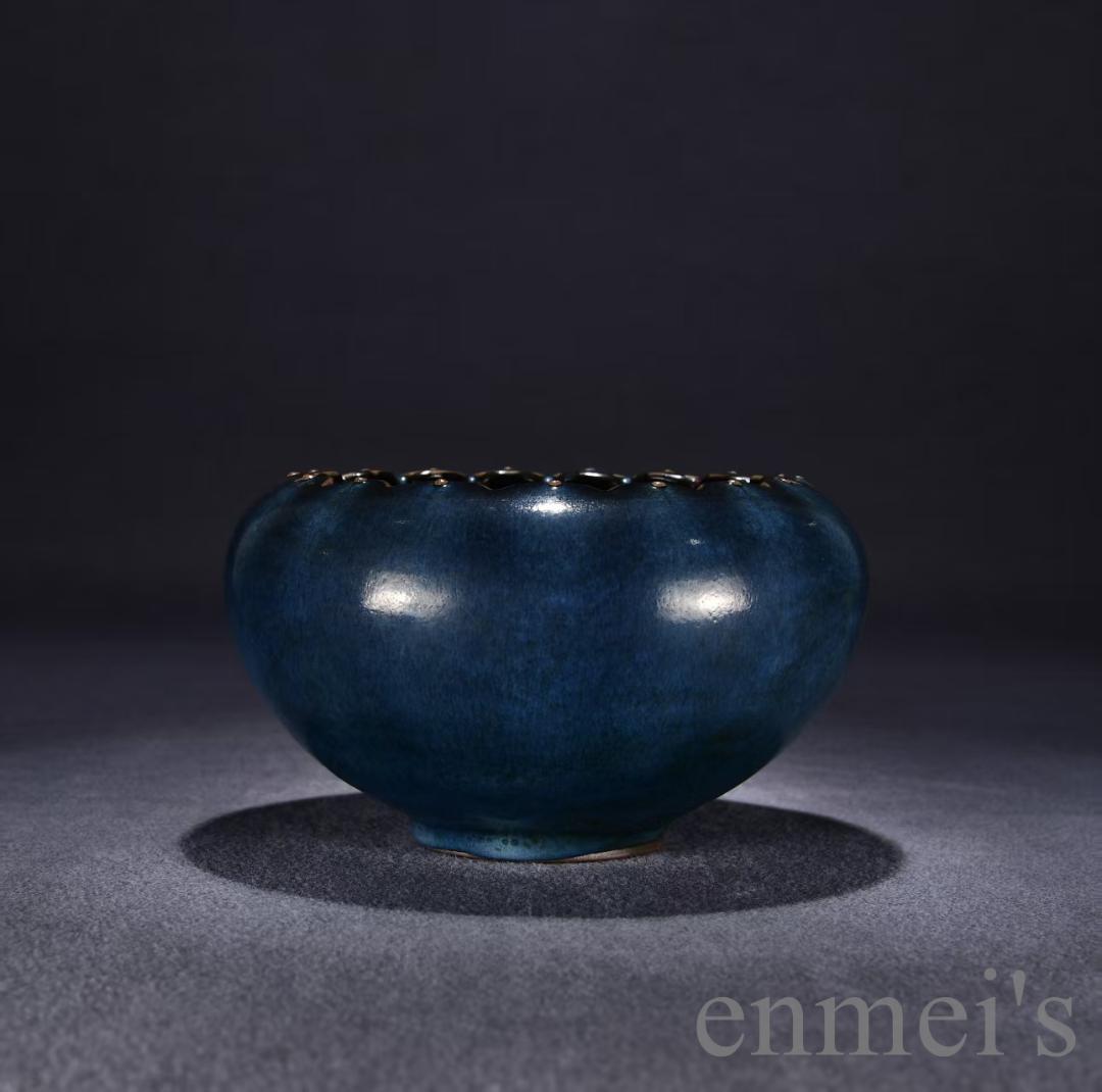 中国古美術・珍品・元代青釉紅斑花口鉢・水指・古陶磁器・藍釉・鑑賞・案頭・文房置物